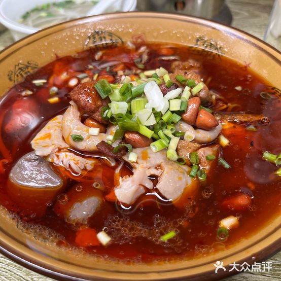雨点粉面馆