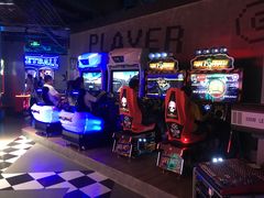 -世代星球·保龄球·镭战真人CS·团建(杨浦店)