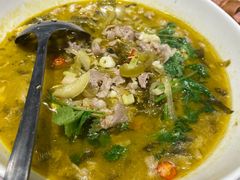 老坛酸菜烩羊肉-如一烤鸭
