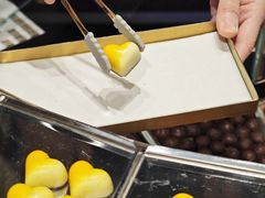 -Laderach 莱德拉(上海环贸iapm店)