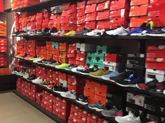 -五环Outlets(高新工厂店)