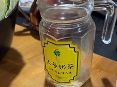 -果松木炭酸菜铜火锅·外婆参鸡汤