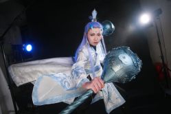 -星元素cosplay动漫摄影写真工作室