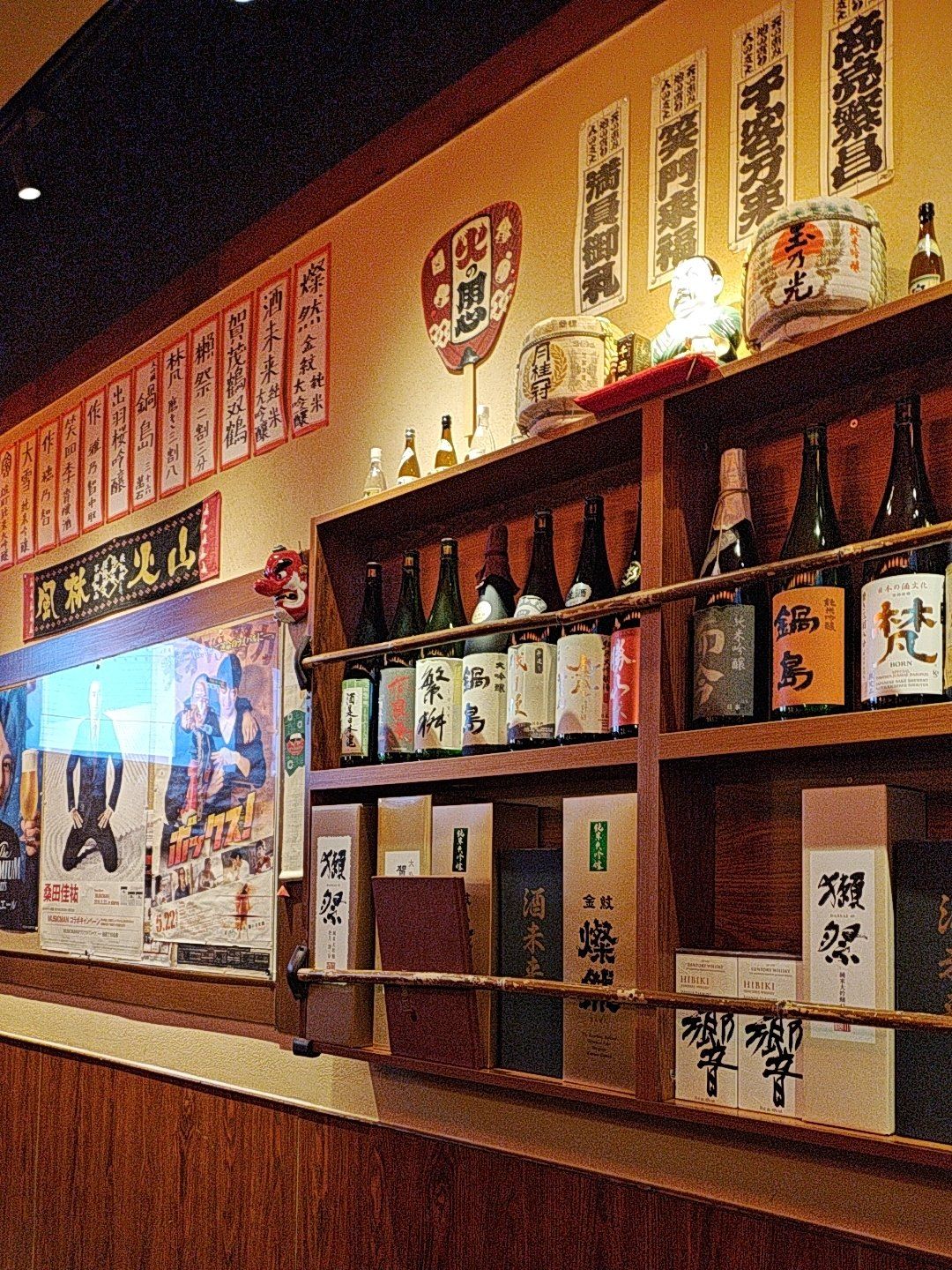 这家店环境优雅,菜品色香味俱全,服务周到