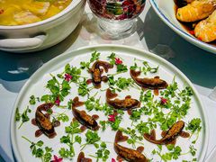 -珈境湖畔餐厅·湖北菜·江浙菜•樱花季(西北湖店)