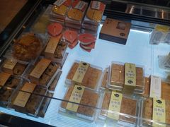 -皇冠幸福里动物奶油生日蛋糕(万达店)
