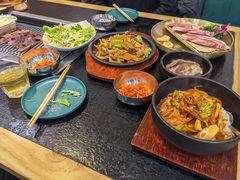 -臻牛烤肉