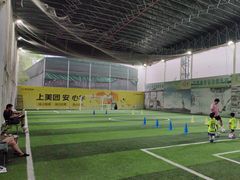 -飞梦少儿足球培训(塘桥校区)