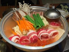 泡菜肥牛部队锅-春熙台韩国料理·章鱼肥牛(西丽店)