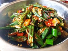 干锅秋葵-前王院•巧克力海鲜市集餐厅(万平口店)