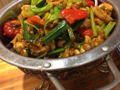 -东北人家铁锅炖(鞍山路店)
