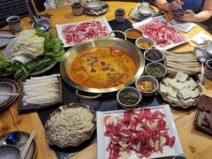 -顶顶汤火牛排火锅·经典铜锅涮肉