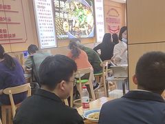 -叶伟胡辣壳面(两路口店)