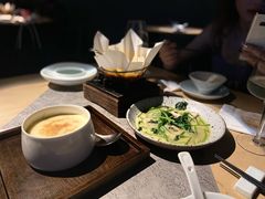 奶油菠菜-穹六人间 people 6(岳阳路店)
