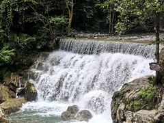 -西岭雪山大飞水景区