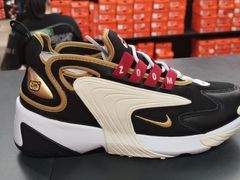 -NIKE上海青浦换季优惠店