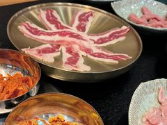 -臻牛烤肉