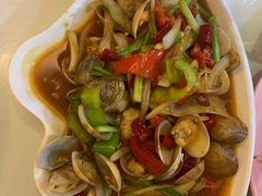 -覃记海鲜美食餐厅