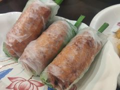 -大头虾越式风味餐厅(光明广场店)