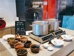 自助取餐区-锦厨自助餐厅·海鲜·牛扒(海口索菲特大酒店)