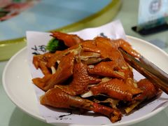 -罗浮宫酒店