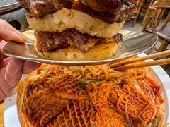 -青瓦餐厅·生鱼片·韩园烤肉(西塔店)