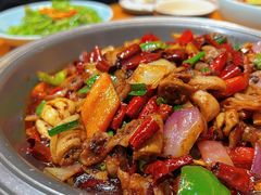 -老滇山寨•云南特色菜•地方菜•民族风情歌舞表演(金碧店)