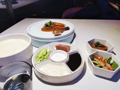 精品烤鸭-悦江(梅奔中心店)