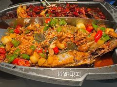 -江边城外烤全鱼(世茂广场店)