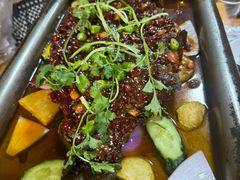 -宏兴烤鱼山庄(宣恩总店)