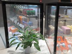 -筠咖啡西餐厅(上海国展宝龙丽筠酒店)