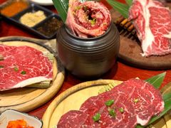 -喜牛烧肉酒场·黑金店(威高广场店)