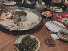 -佬土鹅肠火锅(解放路店)