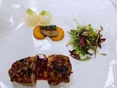 北京鸭胸配法国杏仁糖及芳津杏仁-Jean Georges