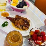 汉街的这家茶冰厅真的蛮不错诶[调皮]荣兴发 新派茶冰厅[加油]