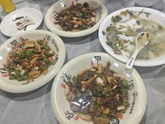 -何永光123鲜牛肉馆(1号店)