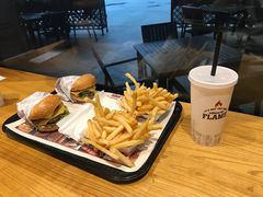 -The Habit Burger Grill 哈比特汉堡(爱琴海店)