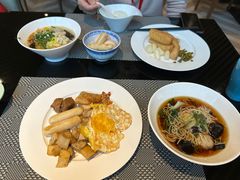 -筠咖啡西餐厅(上海国展宝龙丽筠酒店)