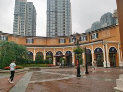 -佛罗伦萨小镇广佛名品奥特莱斯(疏港路店)