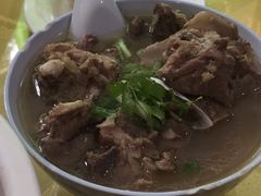 -穆豪麦蒸碗羊羔肉