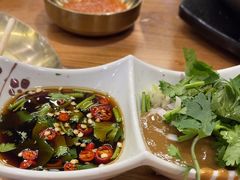 -青瓦餐厅·生鱼片·韩园烤肉(西塔店)