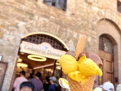 -Gelateria Dondoli