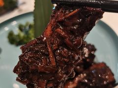 梅干菜肋排-上海宝华喜来登酒店·采悦轩中餐厅