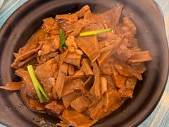 -自游人·美食一楼