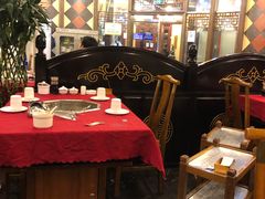 -山城年华老火锅(玉林店)