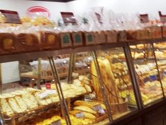 面包甜点陈列柜-山崎面包(百联世纪店)