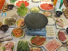 -玩坞轰趴馆·户外团建聚会主题生日派对馆(世豪广场店)