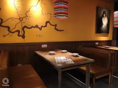 卡座-缘生态云南菜·野生菌庭院餐厅(华侨城店)