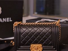 -CHANEL(恒隆广场店)