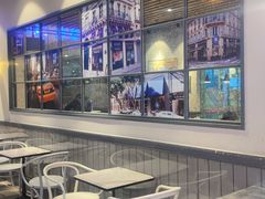 -巴黎贝甜(大宁国际商业广场店)